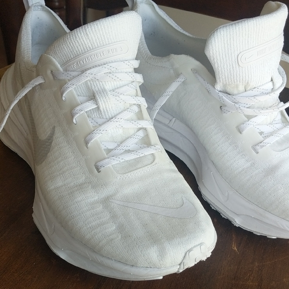 Nike Ivory Athletic Sneakers